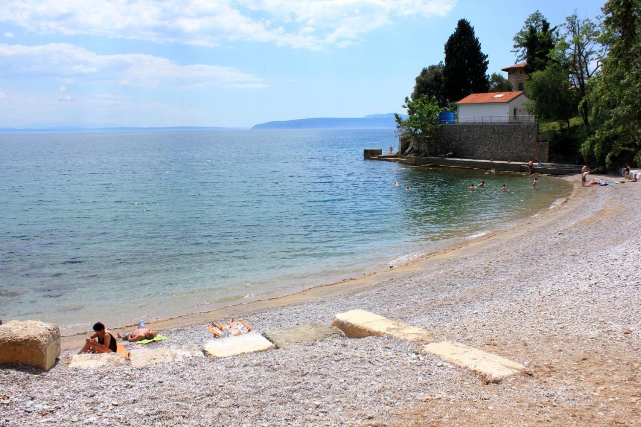 Family Friendly Apartments With A Swimming Pool Lovran, Opatija - 14178 Екстер'єр фото