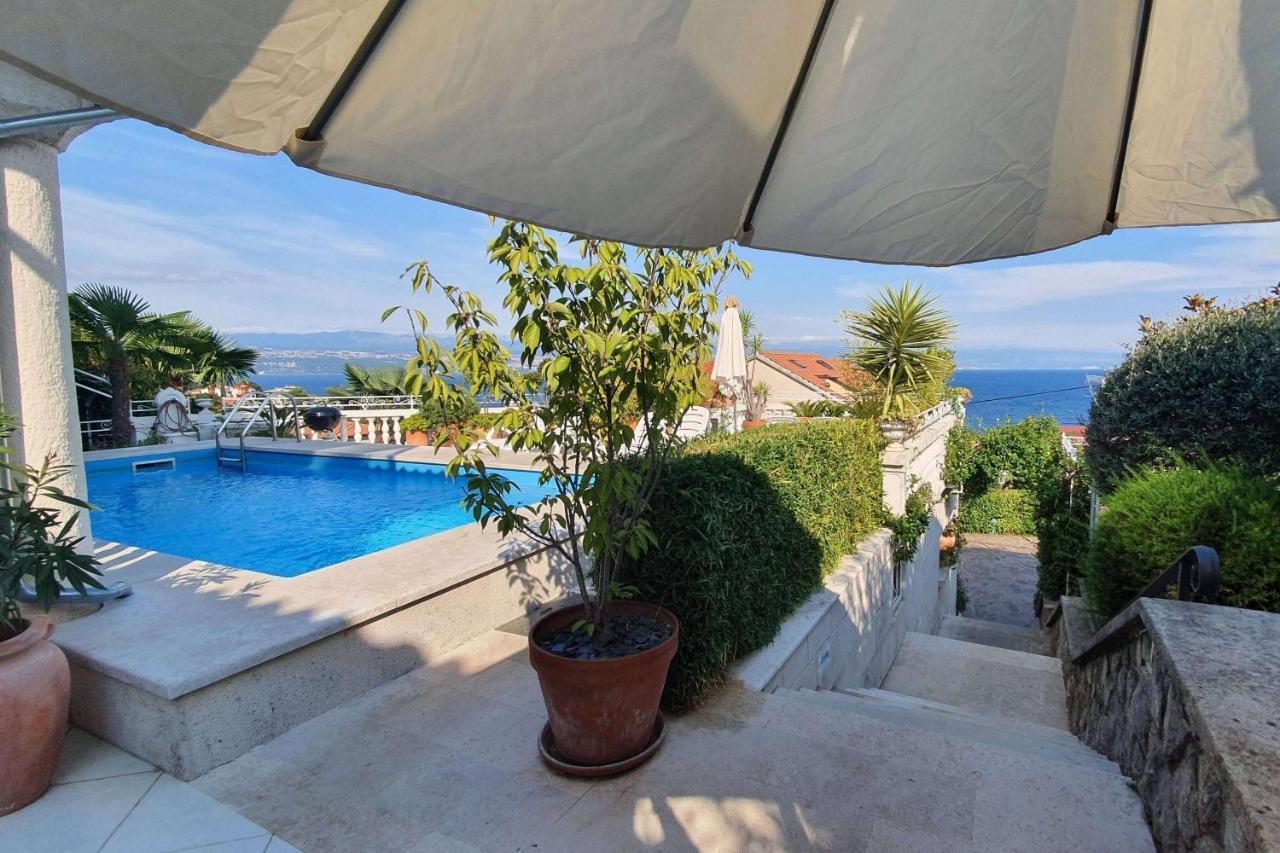 Family Friendly Apartments With A Swimming Pool Lovran, Opatija - 14178 Екстер'єр фото