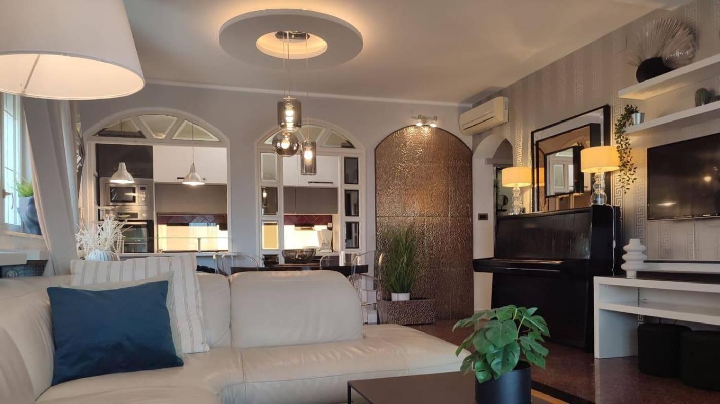 Family Friendly Apartments With A Swimming Pool Lovran, Opatija - 14178 Номер фото